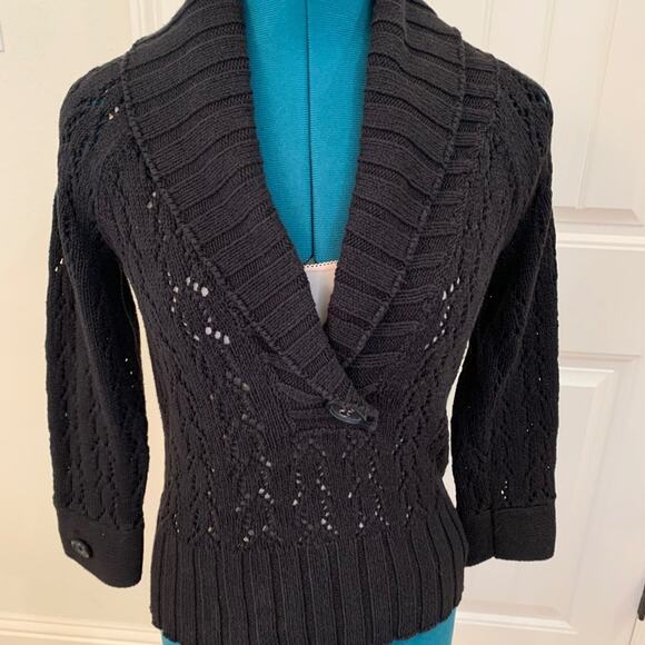 DKNY Jeans 1-Button Crocheted V-Neck Cable Sweater - Picture 1 of 4